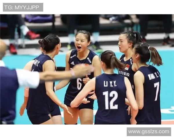 上海排球队在选拔赛中以50分稳居积分榜首位 上海排球队在选拔赛中以50分稳居积分榜首位